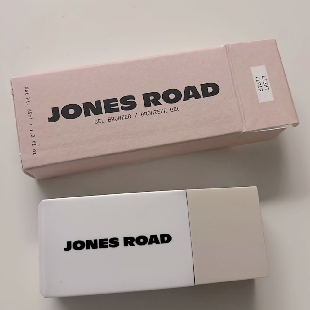 NEW -Jones Road Gel Bronzer (Light)